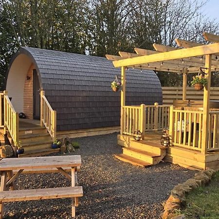 Campsie Luxury Pods With Hot Tub Otel Glasgow Dış mekan fotoğraf